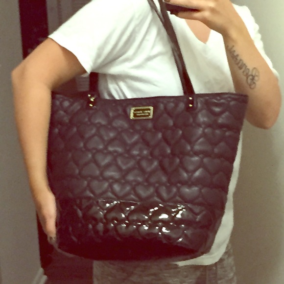 Additional Betsey bag pics