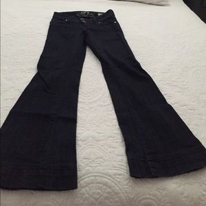 Dark denim low rise, wide leg jeans. 30" inseam.
