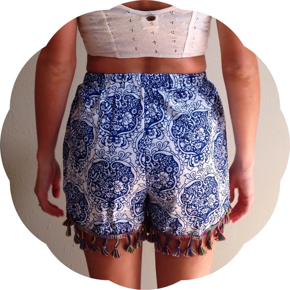 {SOLD OUT} Colorful High-Waisted Tassle Shorts! - Picture 3 of 3