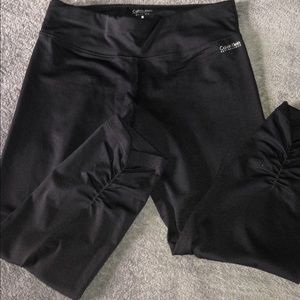Calvin Klein Yoga Capris