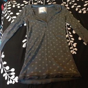 3/4 sleeve American Eagle shirt