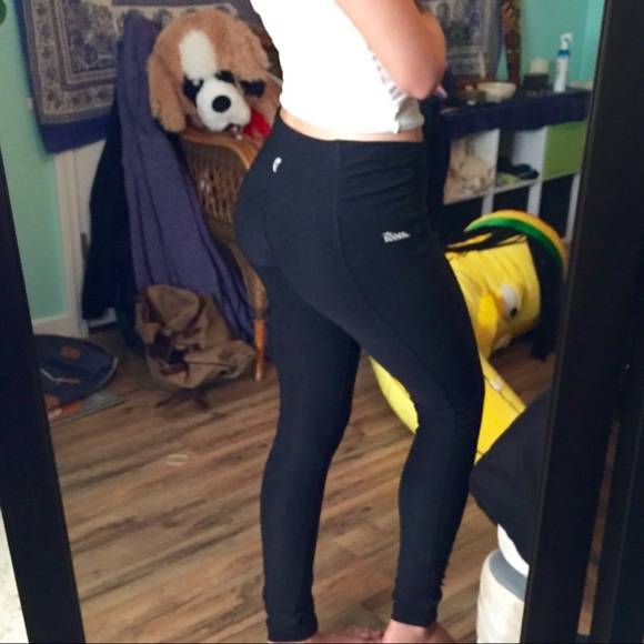 Athletic leggings - Picture 2 of 4