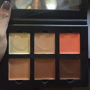 Anastasia Beverly Hills contour kit