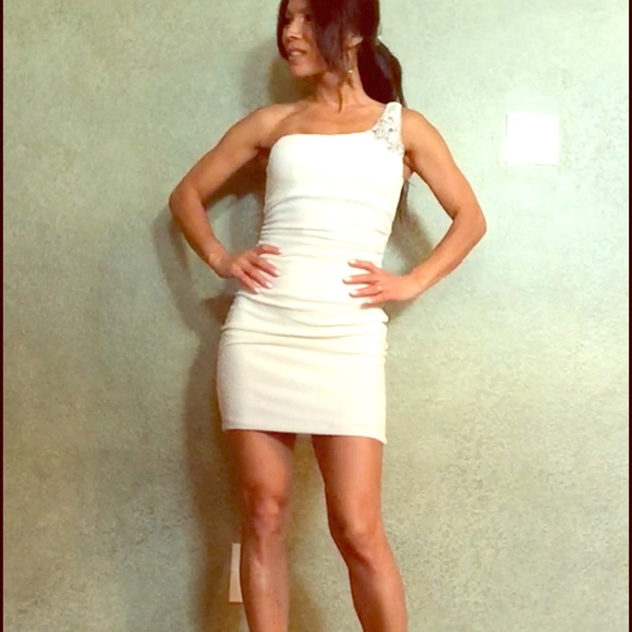 💟Romantic sparkly ivory dress💟 - Picture 1 of 4