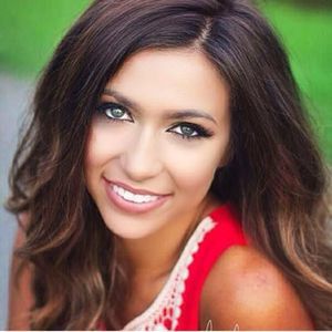 Meet your Posher, Brittany