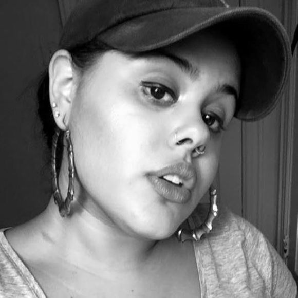 Meet your Posher, Diandra - Picture 1 of 1