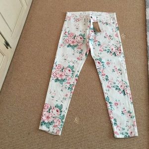 Jeans floral so cute!