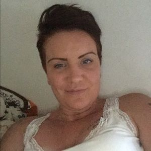 Meet your Posher, Leslie