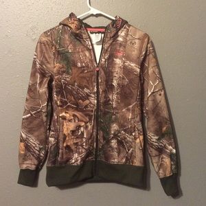 🚫On hold🚫 Camo Under Armour Jacket