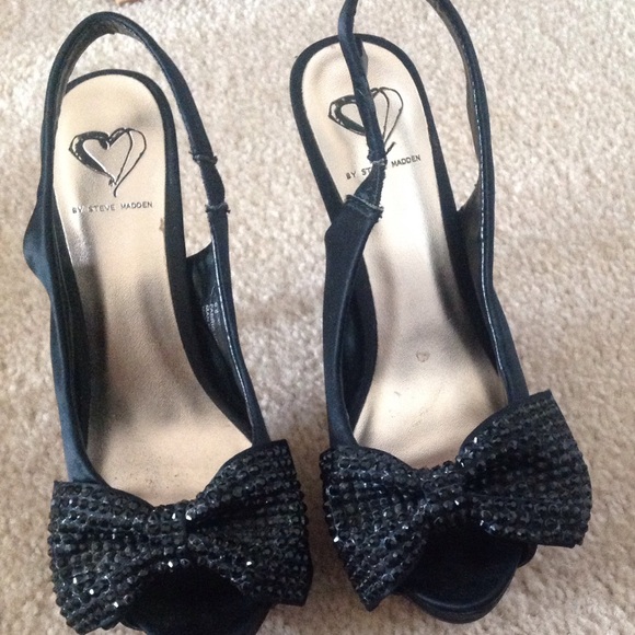 Steve Madden - Picture 1 of 4