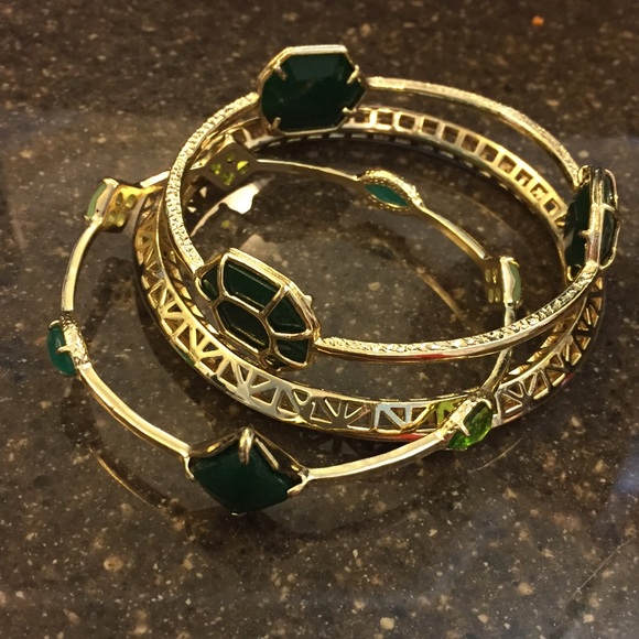 Kendra Scott bracelet