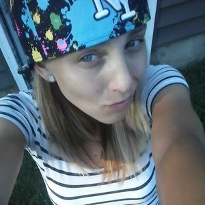 Meet your Posher, Melissa