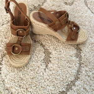 Wedge sandals