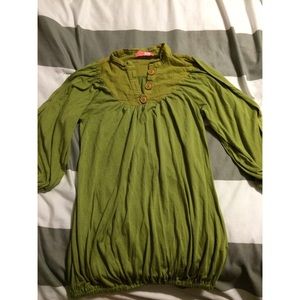 Green cotton 3/4 sleeve blouse