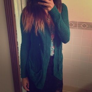 Pine Green knit cardigan 🌲