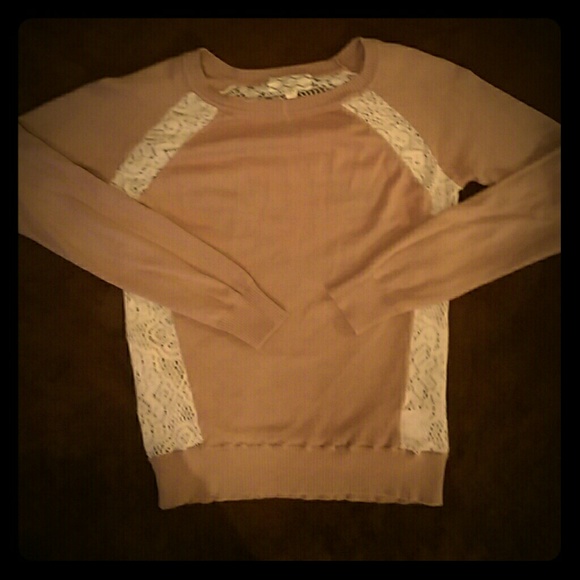Lace back light pink sweater