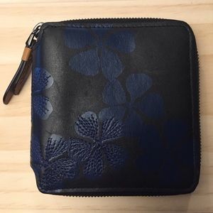 Tumi leather wallet