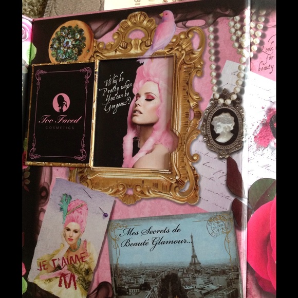 Too faced glamour Revolution palette kit - Picture 3 of 3