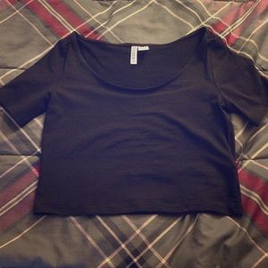 Never worn size small black h&m crop top