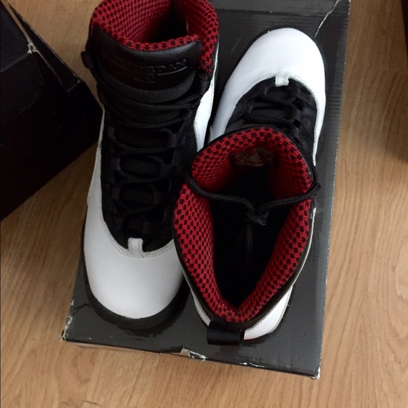 Air Jordan 10s Chicago (2012 release) size 5.5
