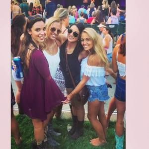 Meet your Posher, Katrina