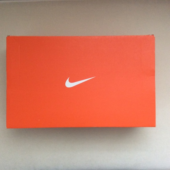 nike orange shoe box