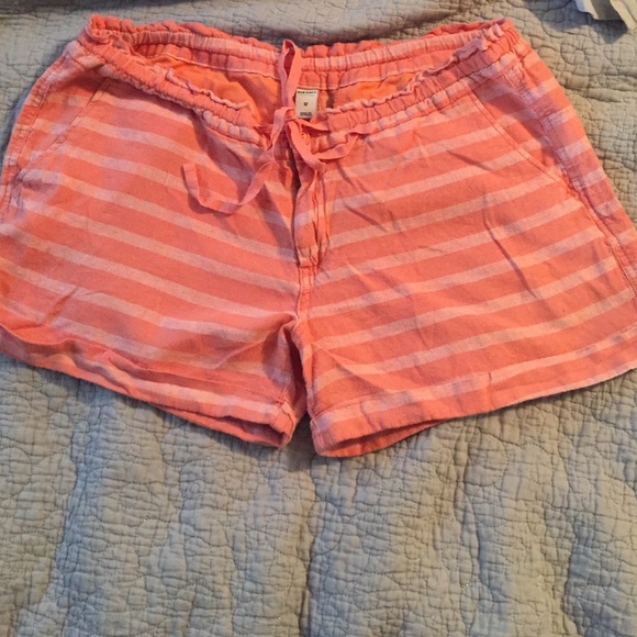 Old Navy striped shorts
