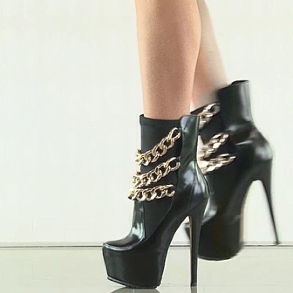 Zigi girl chain heels