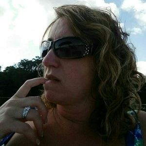 Meet your Posher, Ericka