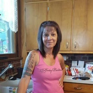 Meet your Posher, Debbie