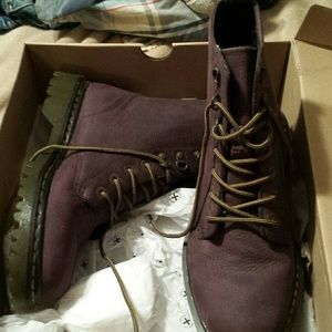 Dr Martens airwair boots