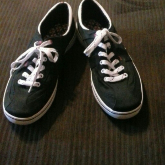 Canvas keds