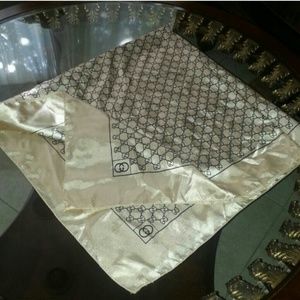 Gucci scarf