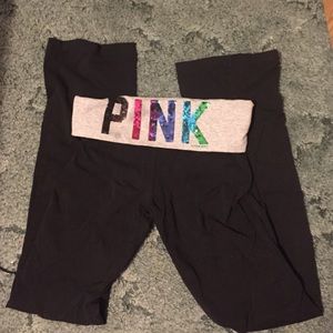 VS pink yoga pants