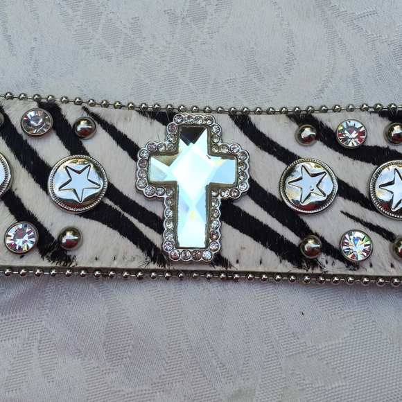 Genuine cowhide cuff bracelet