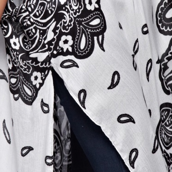 Boho Outerwear - Picture 3 of 4