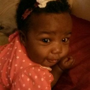 Meet your Posher, Rena