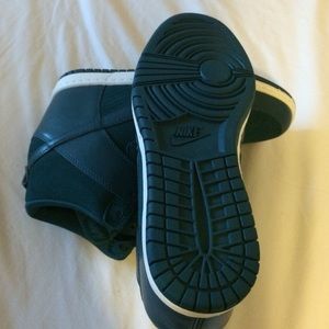 Nike Women's Wedge Dunk