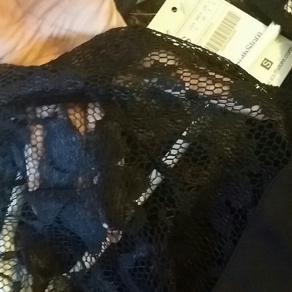 Black lace dress midi small v - Picture 2 of 4