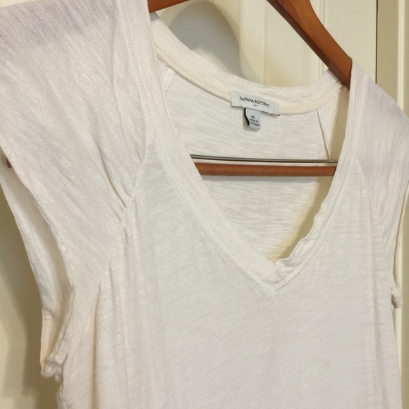 Cream Top - Picture 2 of 2