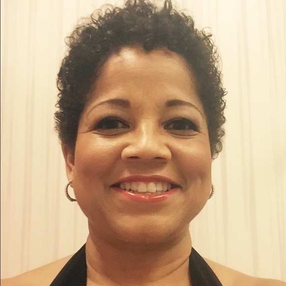 Meet your Posher, Beverly