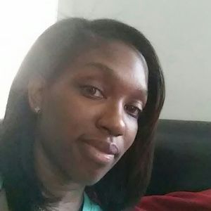 Meet your Posher, Latoya