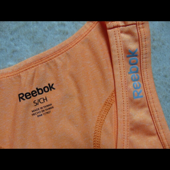 Two workout tanks - Picture 3 of 4