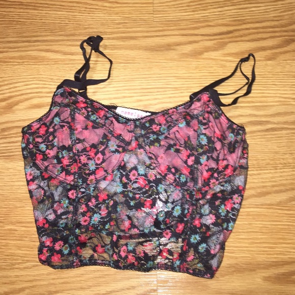 crop top