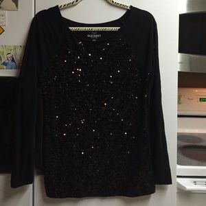black long sleeve sequins shirt. 😊