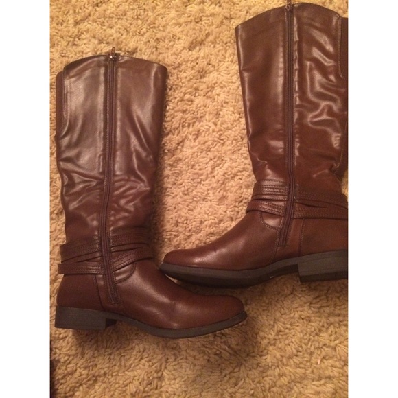 🎉 HP 🎉 BARELY USED riding boots 🍃🍂