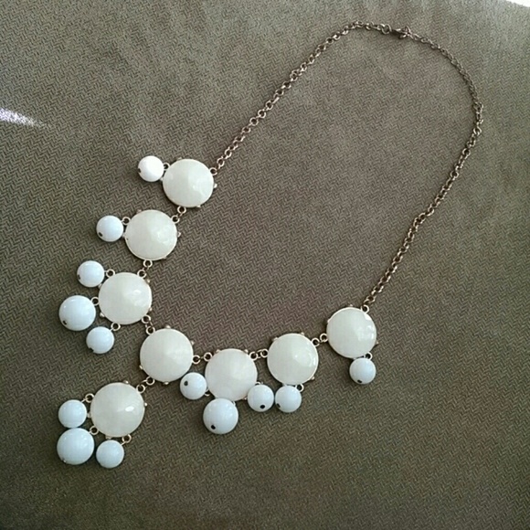 Off white bubble necklace
