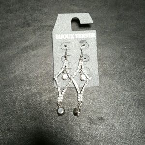 Rhinestone earrings