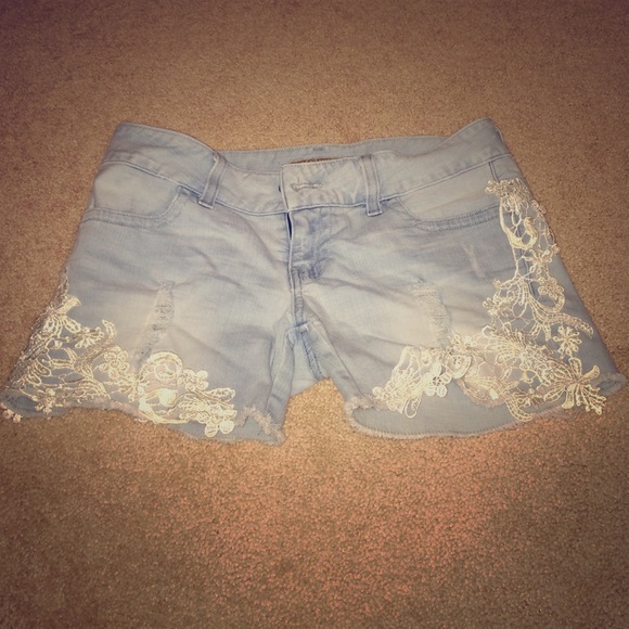Guess Shorts with Lace Detail Size 27