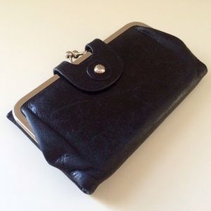 HOBO Alice wallet black leather w/ silver hardware